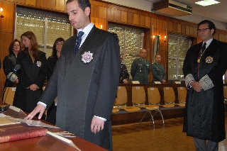 El presidente exige “dedicación, agilidad y prudencia” en los casos de corrupción para restablecer la confianza en el Estado de Derecho (9)